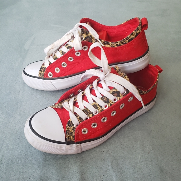 Sz 9 Twisted Red & Leopard Print Lace-Up Shoes - Picture 3 of 8